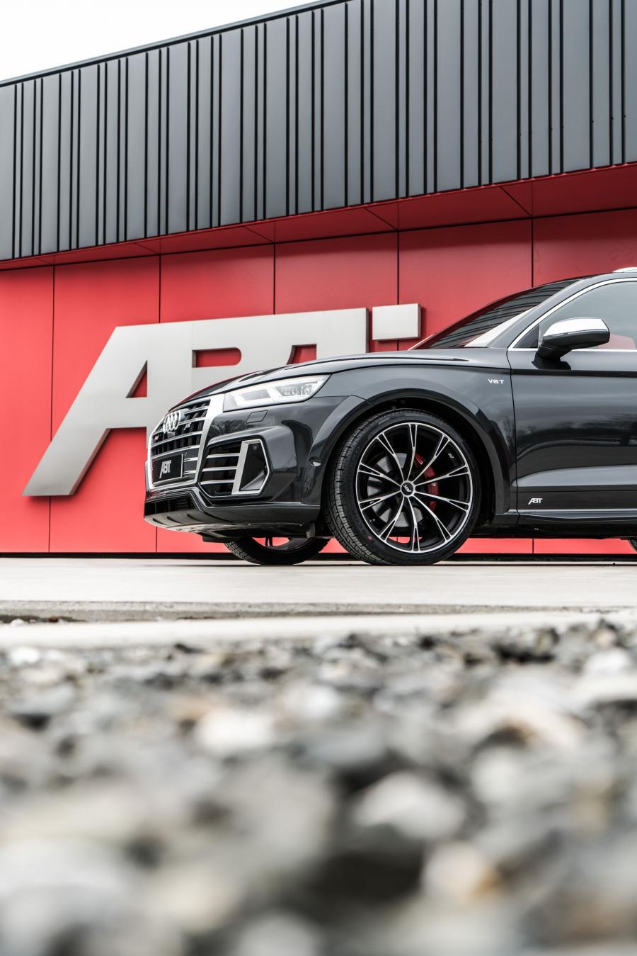 Детали экстерьера Audi SQ5 Widebody by ABT 2018 года  (фото 14 из 35)